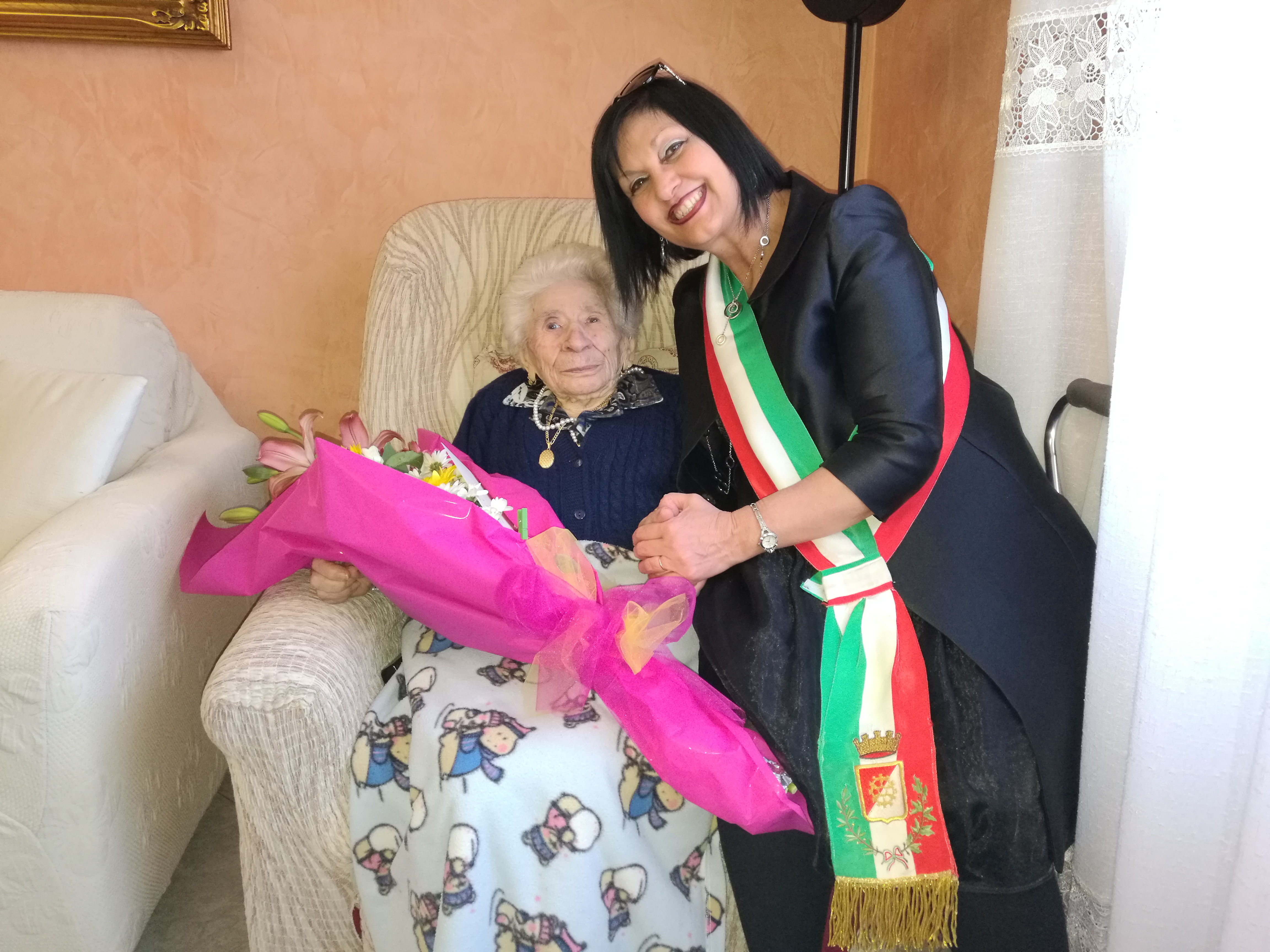 La Signora Maria Pucci ha spento 102 candeline